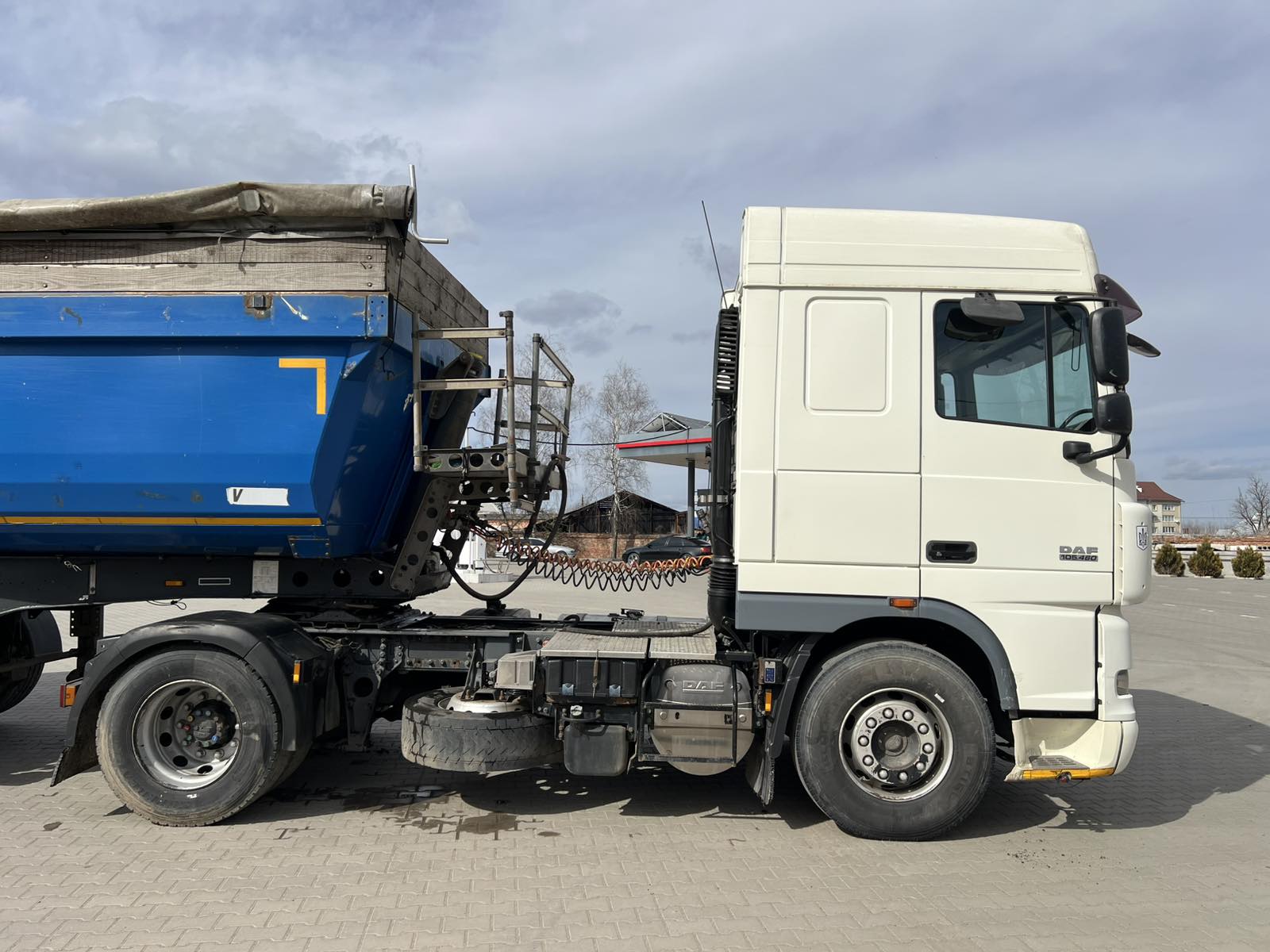 Вживаний тягач DAF XF 105.460 FT  | Україна