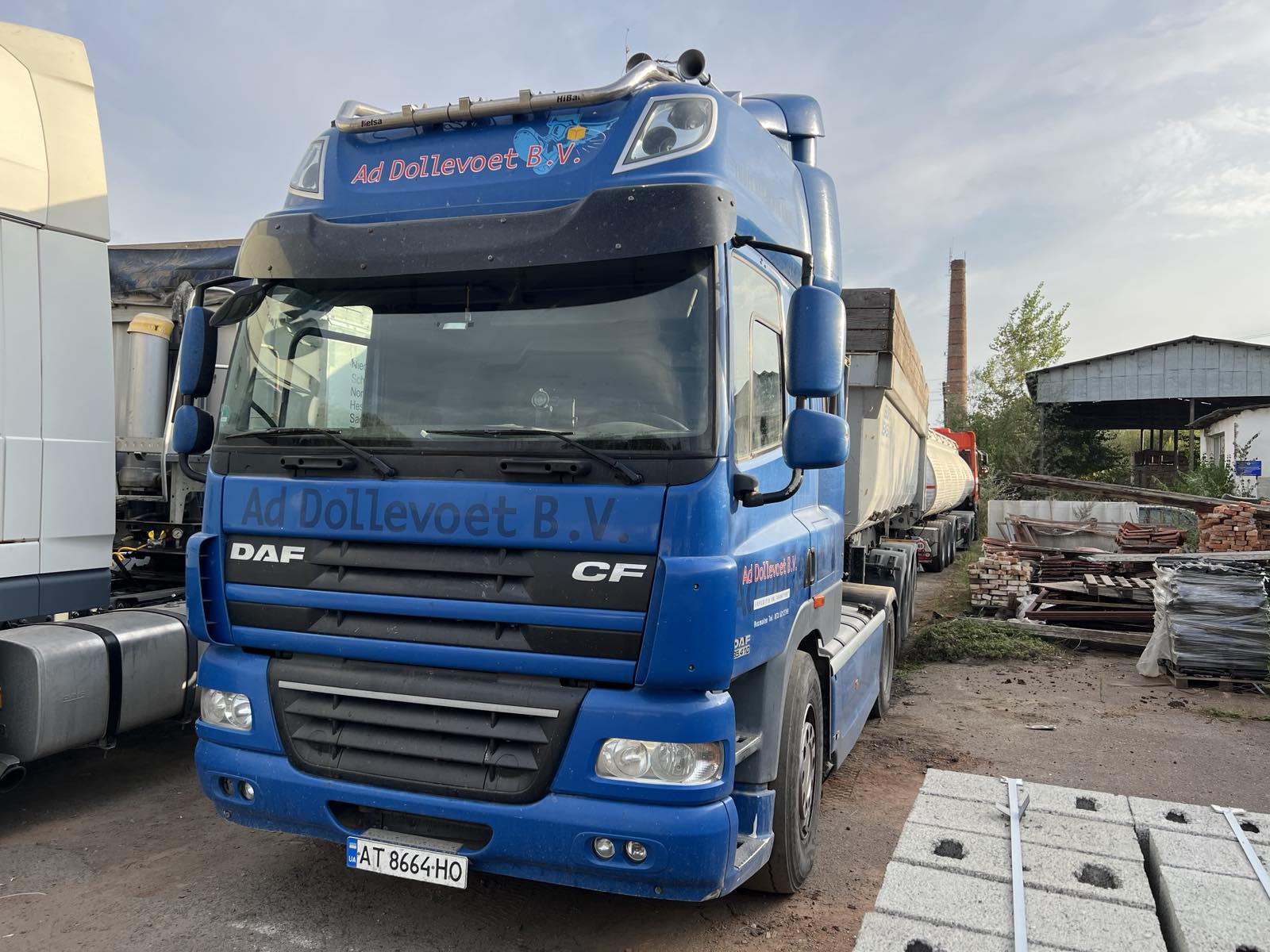 Вживаний тягач DAF CF FT 85.410 | Україна