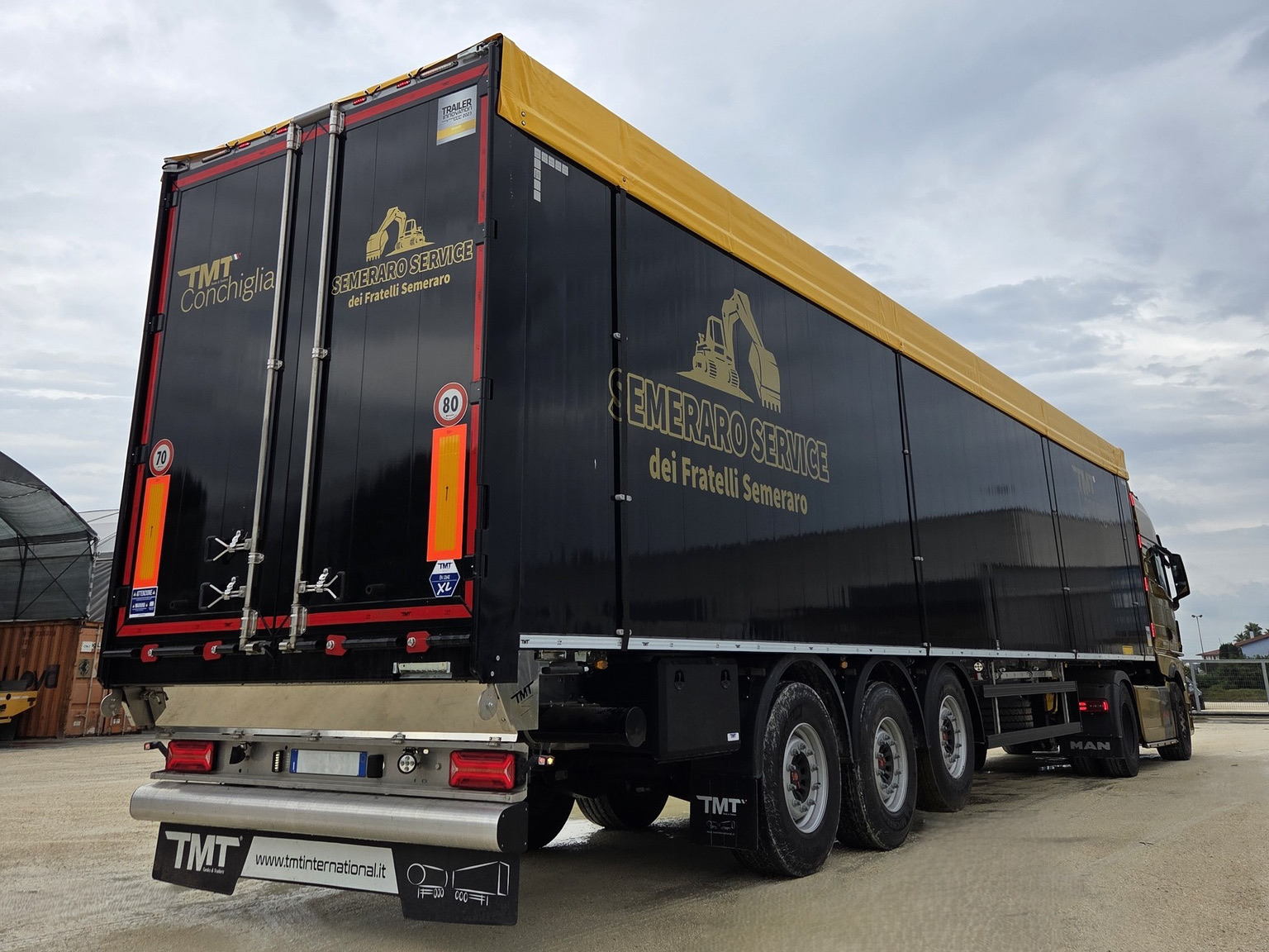 Напівпричіп щеповоз із рухомою підлогою TMT |  Італія