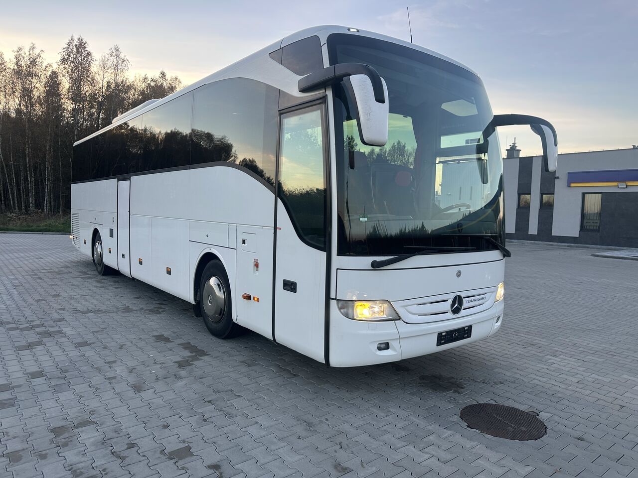 Вживаний туристичний автобус MERCEDES-BENZ Tourismo 15RHD | Польща